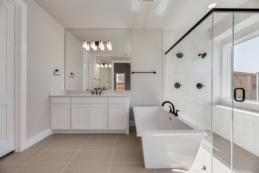 Furnished interior view inside a new home in Providence Cove, McKinney (Image 7).