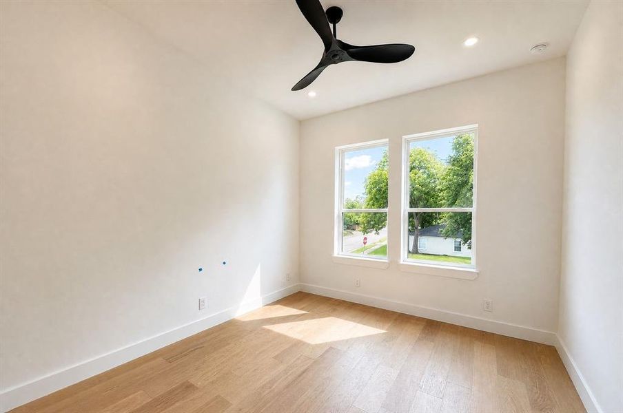 Spacious, unfurnished interior of a new home in , Dallas (Image 30).