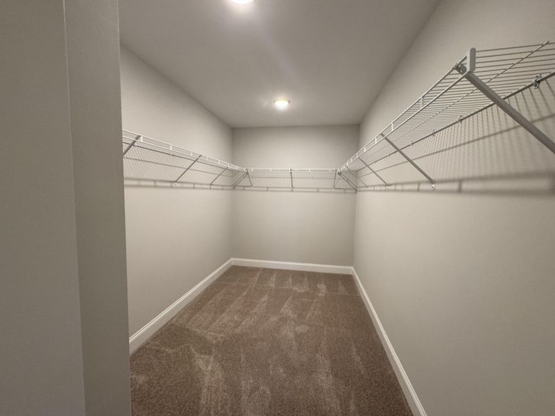Spacious, unfurnished interior of a new home in Harrisburg Village Townhomes, Harrisburg (Image 13).