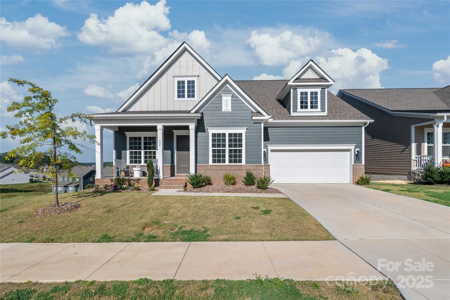 Front exterior of a new home in , Mooresville, NC, highlighting curb appeal (Image 1). Front exterior of a new home in , Mooresville, NC, highlighting curb appeal (Image 1).