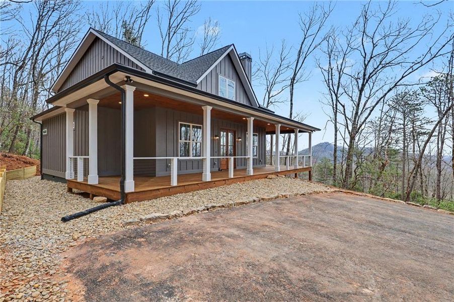 Exterior details and patio area of a home in , Clayton (Image 30).