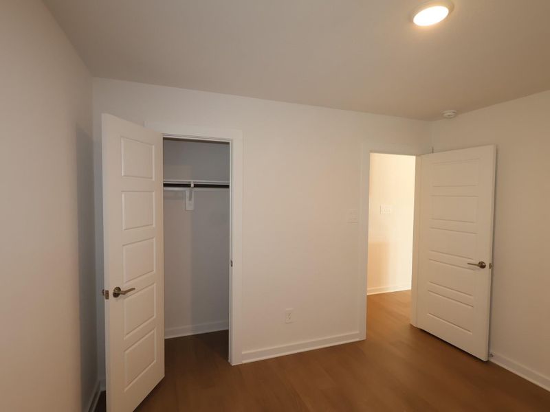 Spacious, unfurnished interior of a new home in Sorella, Tomball (Image 28).