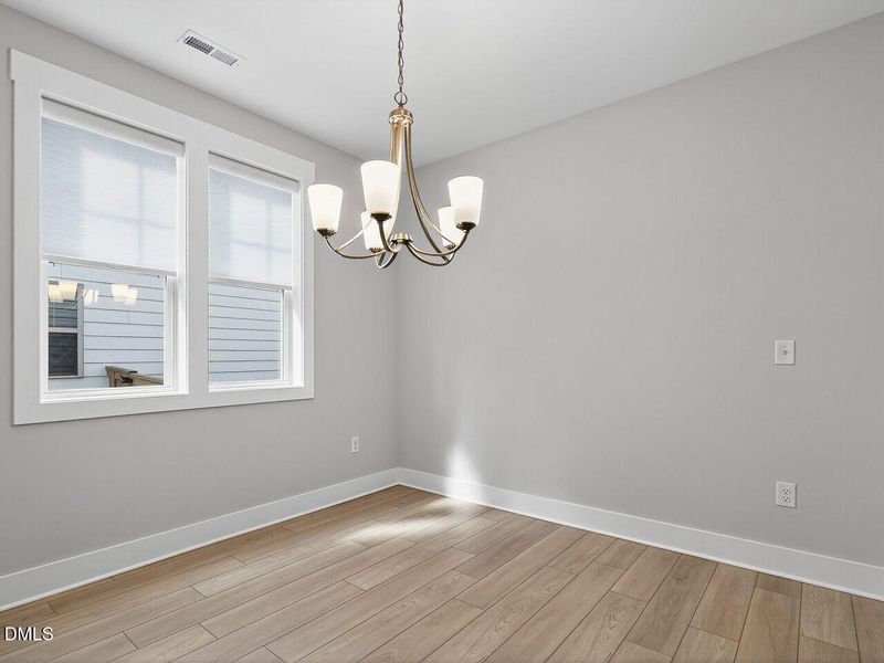 007-1280x960-dining-room 007-1280x960-dining-room