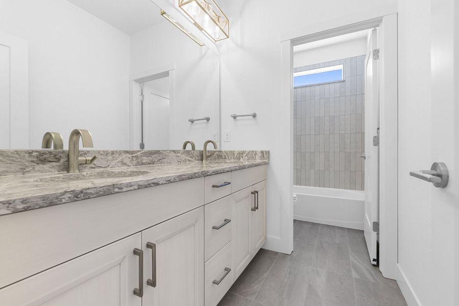 Representative furnished interior of a home built from the Journey Series - Quail by Brightland Homes in Dillon Pointe - Skyview, Broomfield (Image 19). Representative furnished interior of a home built from the Journey Series - Quail by Brightland Homes in Dillon Pointe - Skyview, Broomfield (Image 19).