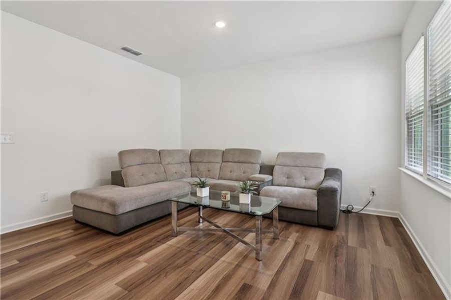 Furnished interior view inside a new home in , Gainesville (Image 50).