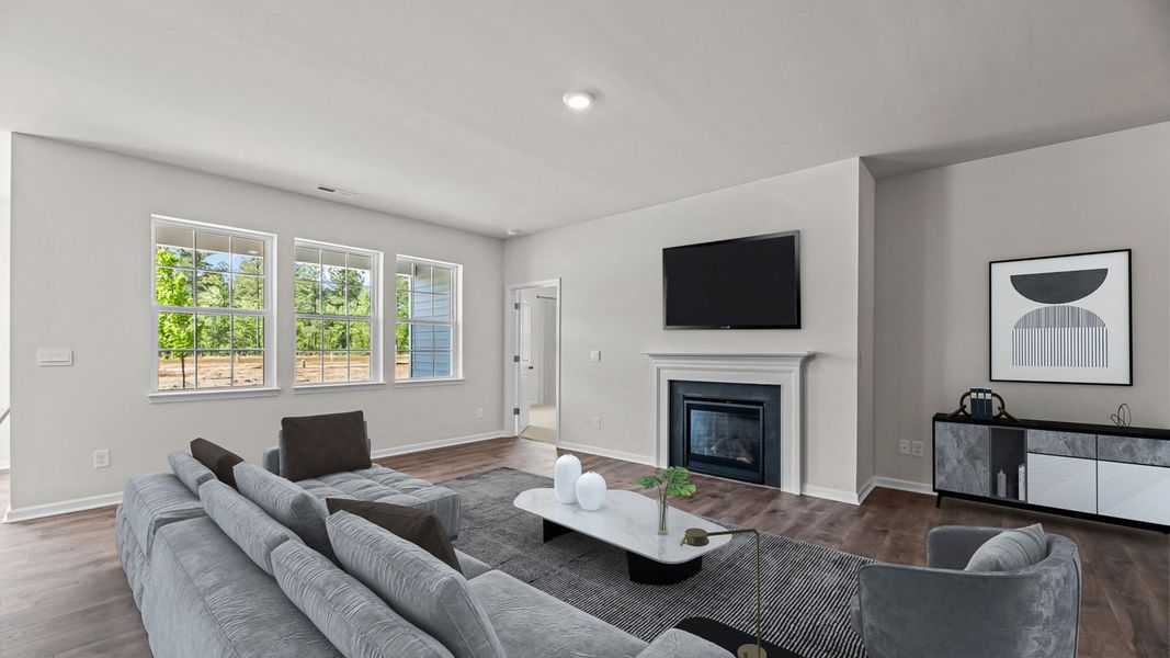 Representative furnished interior of a home built from the ABERDEEN by D.R. Horton in East Ridge, Ayden (Image 9).