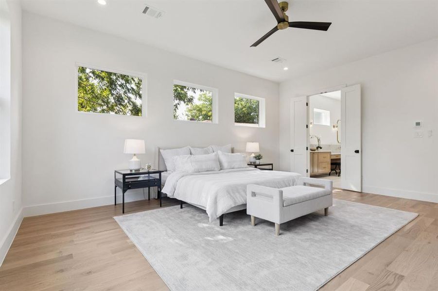 Furnished interior view inside a new home in , Dallas (Image 26).