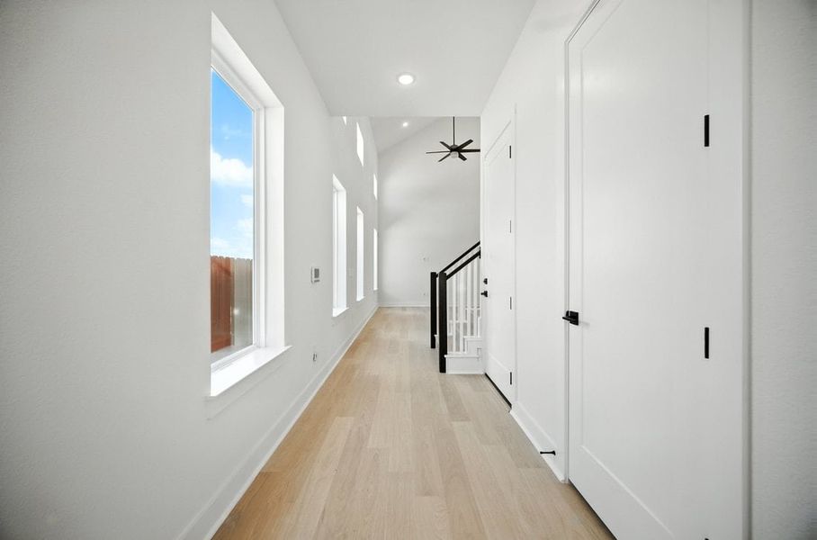 Spacious, unfurnished interior of a new home in Foxfield, Austin (Image 12). Spacious, unfurnished interior of a new home in Foxfield, Austin (Image 12).