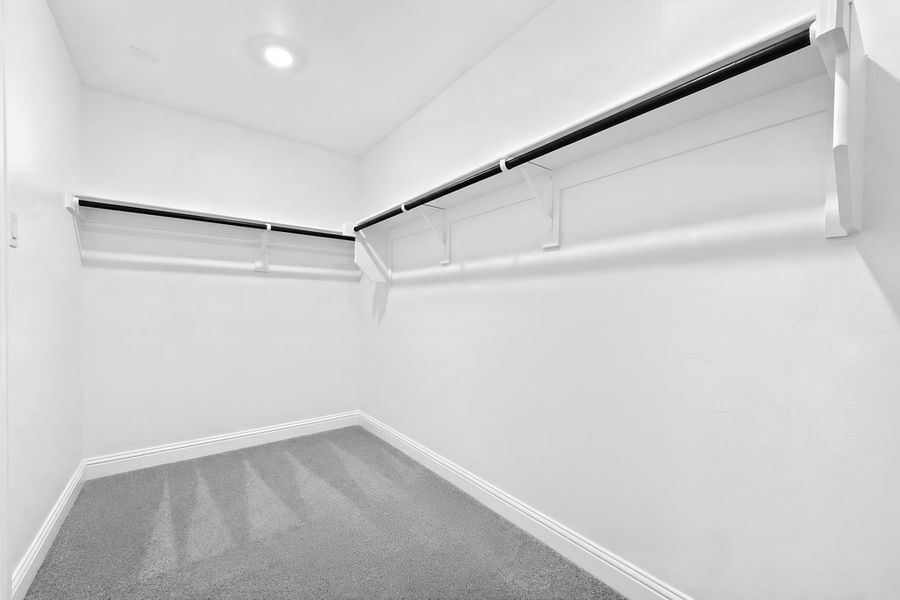 Spacious, unfurnished interior of a new home in Cross Creek Meadows, Celina (Image 20).