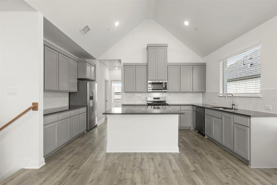 13. 2543 Brunswick - Kitchen