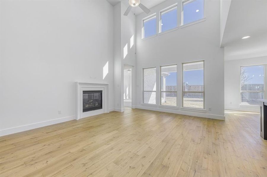 Spacious, unfurnished interior of a new home in Wellington, Haslet (Image 26).