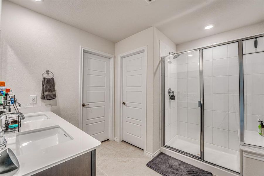 Furnished interior view inside a new home in , McKinney (Image 16).