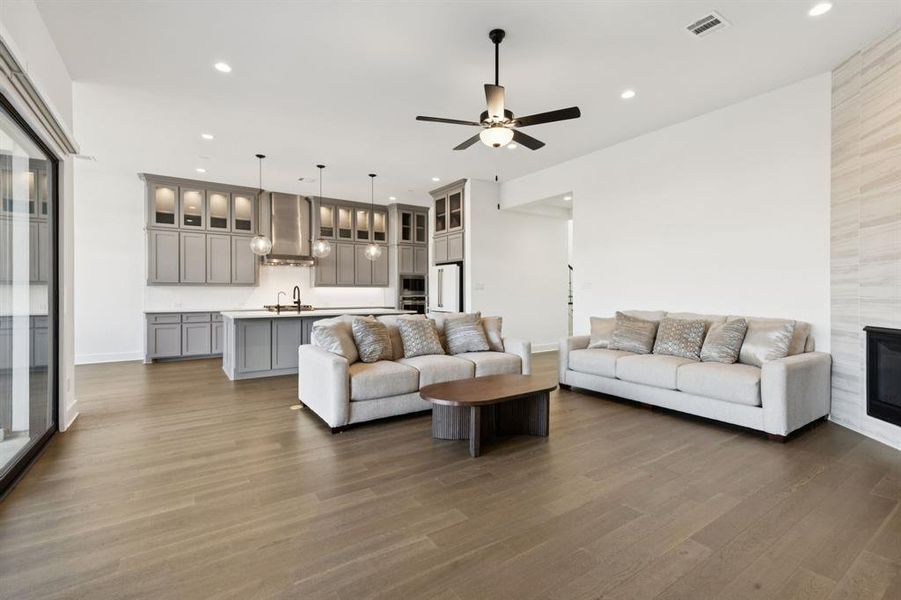 Furnished interior view inside a new home in , Copper Canyon (Image 11).