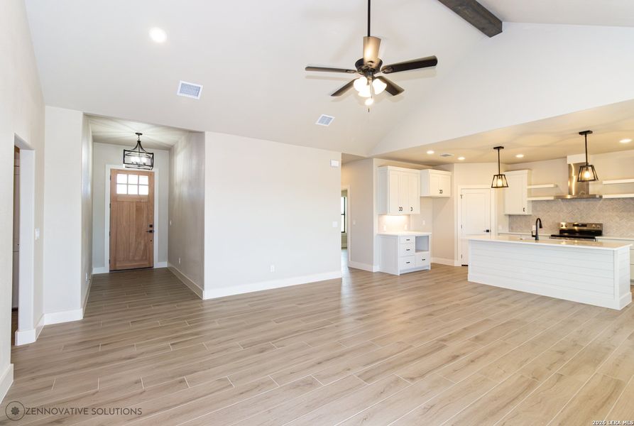 Spacious, unfurnished interior of a new home in , Marion (Image 21).