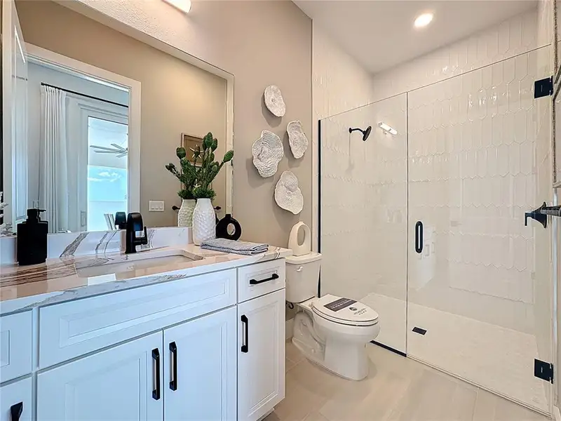 Furnished interior view inside a new home in , Bradenton (Image 43).