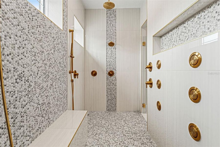 Image 79 of a home in .