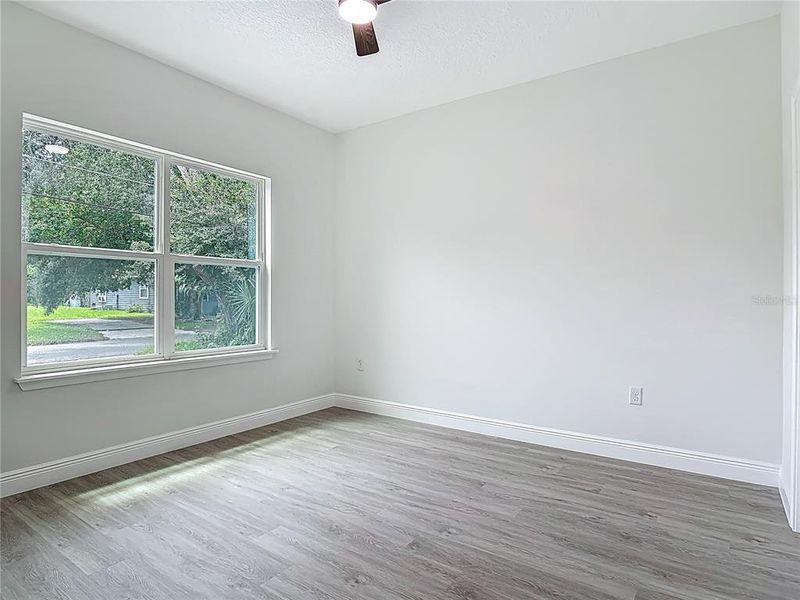 Spacious, unfurnished interior of a new home in , Sanford (Image 18).