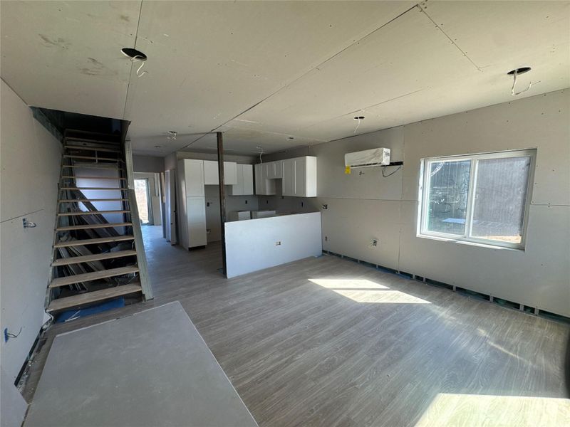 Spacious, unfurnished interior of a new home in , Cleveland (Image 8).