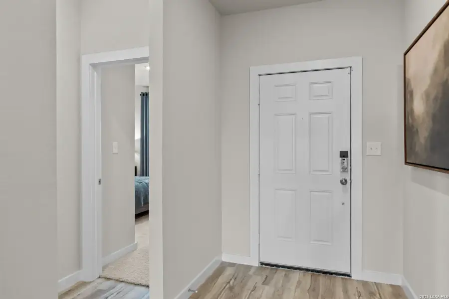 Spacious, unfurnished interior of a new home in Hiddenbrooke, Seguin (Image 20). Spacious, unfurnished interior of a new home in Hiddenbrooke, Seguin (Image 20).