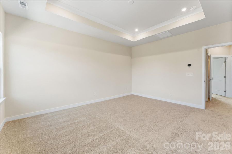 Spacious, unfurnished interior of a new home in Stowe Branch Townhomes, Charlotte (Image 17). Spacious, unfurnished interior of a new home in Stowe Branch Townhomes, Charlotte (Image 17).