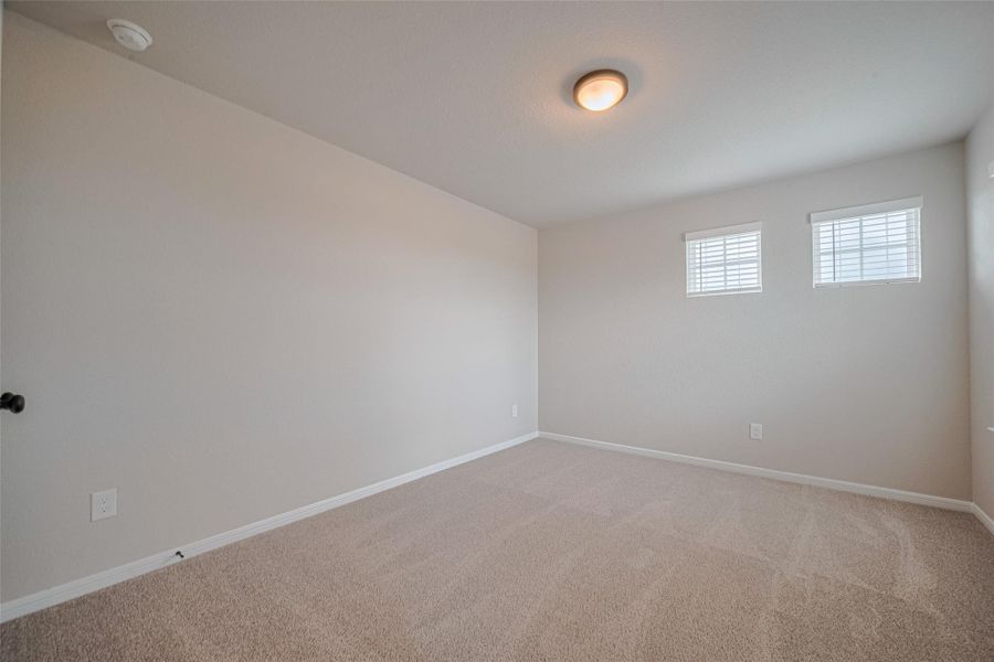 Spacious, unfurnished interior of a new home in La Segarra, Brookshire (Image 37).
