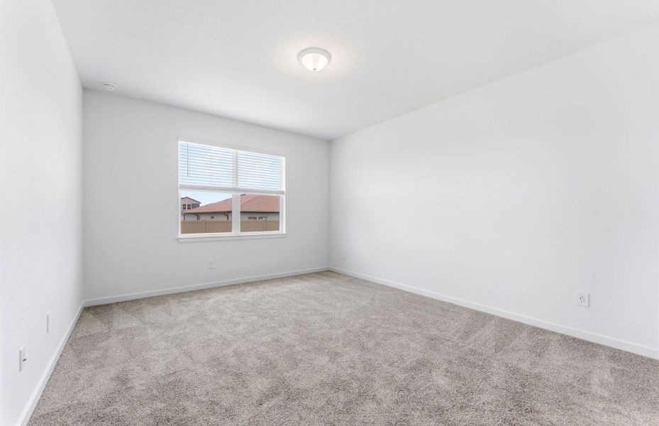 Spacious, unfurnished interior of a new home in Evergreen, Thonotosassa (Image 12).