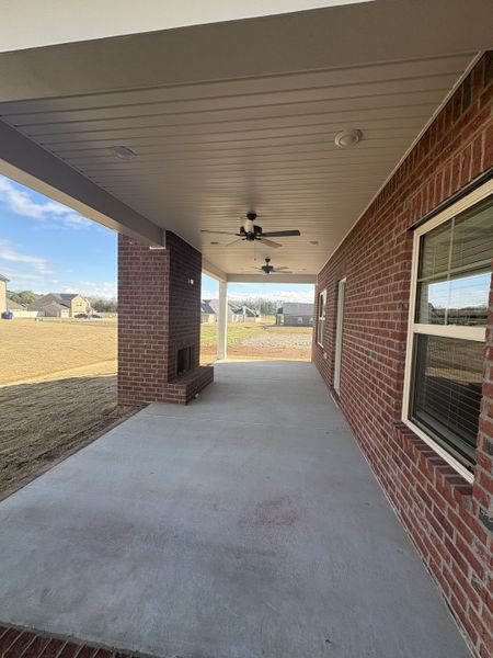Exterior details and patio area of a home in Rookers Bend, Smyrna (Image 3).