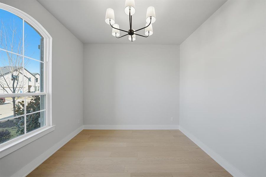 Spacious, unfurnished interior of a new home in Brookhollow West, Prosper (Image 17).