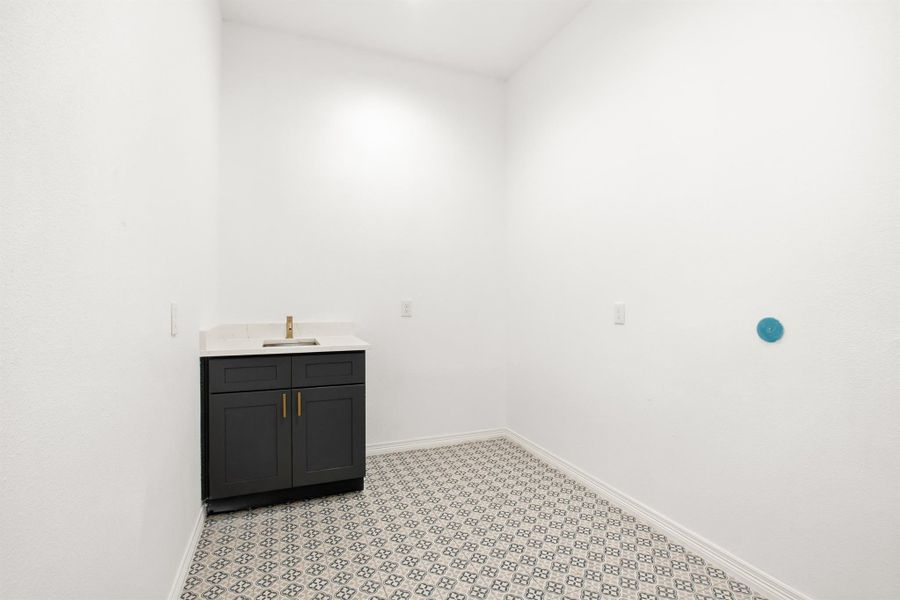 Spacious, unfurnished interior of a new home in , Dayton (Image 42). Spacious, unfurnished interior of a new home in , Dayton (Image 42).