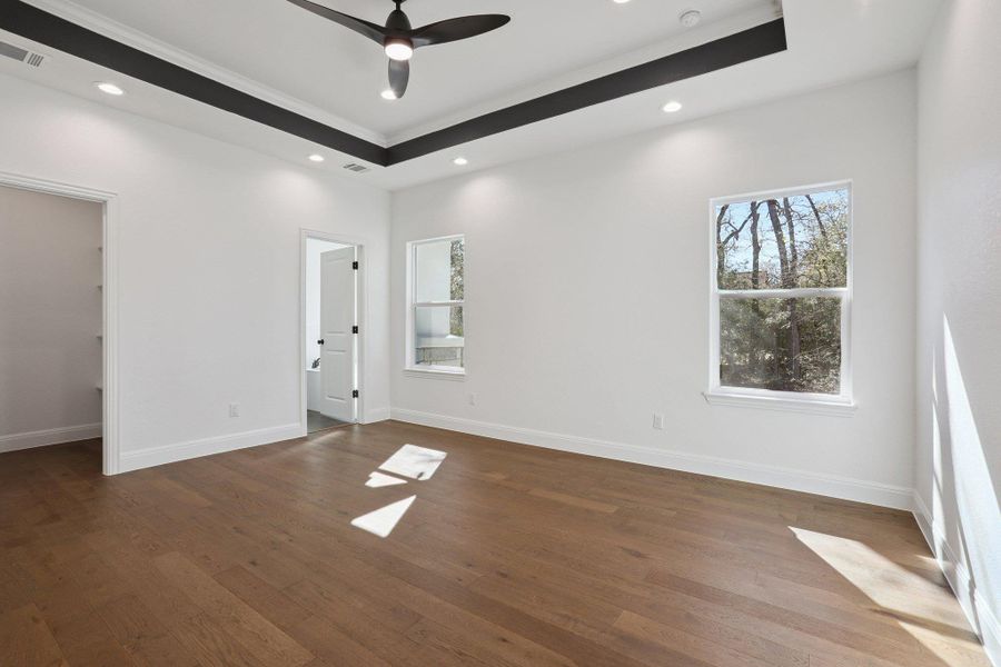 Spacious, unfurnished interior of a new home in , Elgin (Image 39).