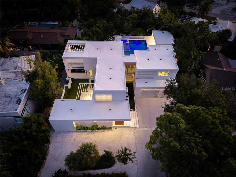Image 74 of a home in .
