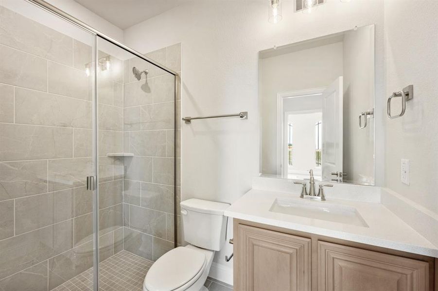 Furnished interior view inside a new home in Country Lakes Classic 60, Argyle (Image 6).