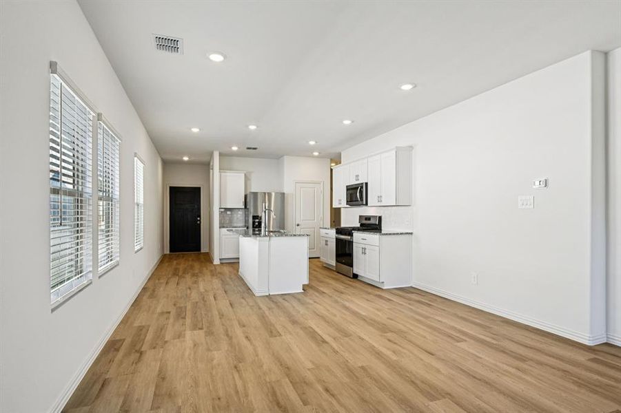 Furnished interior view inside a new home in Lakehaven - Spring Series, Farmersville (Image 14).