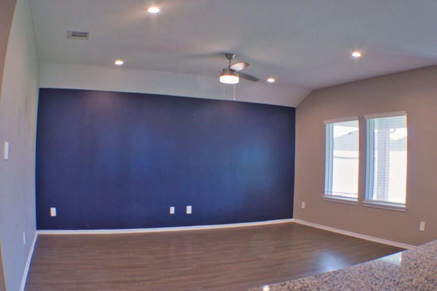 Spacious, unfurnished interior of a new home in Central Park, Texas City (Image 17). Spacious, unfurnished interior of a new home in Central Park, Texas City (Image 17).