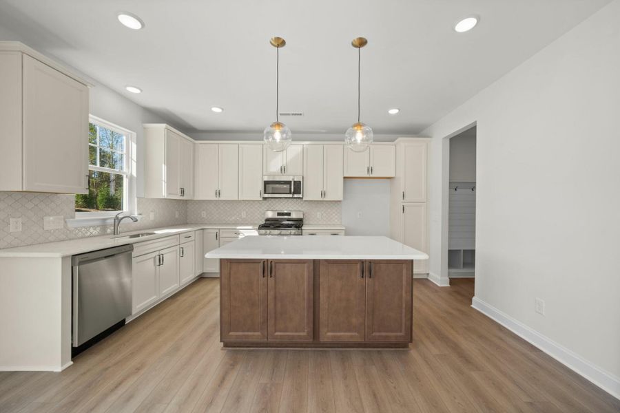 Furnished interior view inside a new home in Pisgah Park, Kernersville (Image 8).