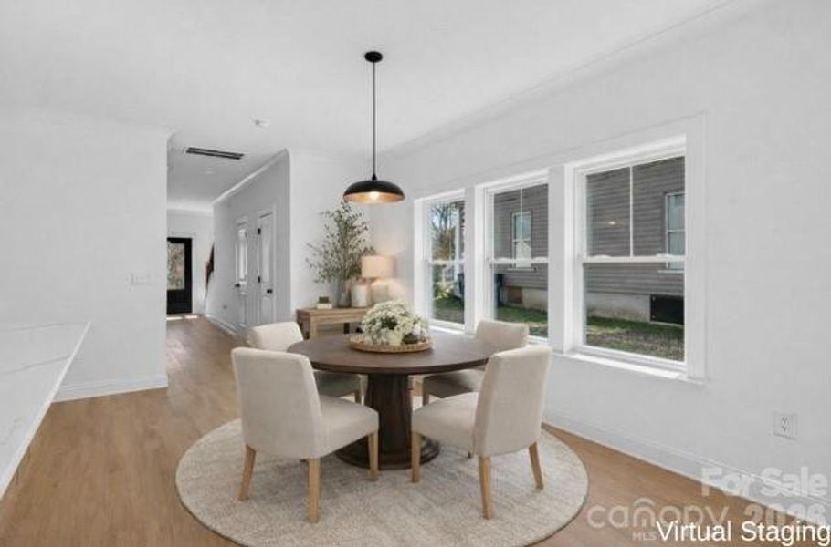 Breakfast Nook Area-