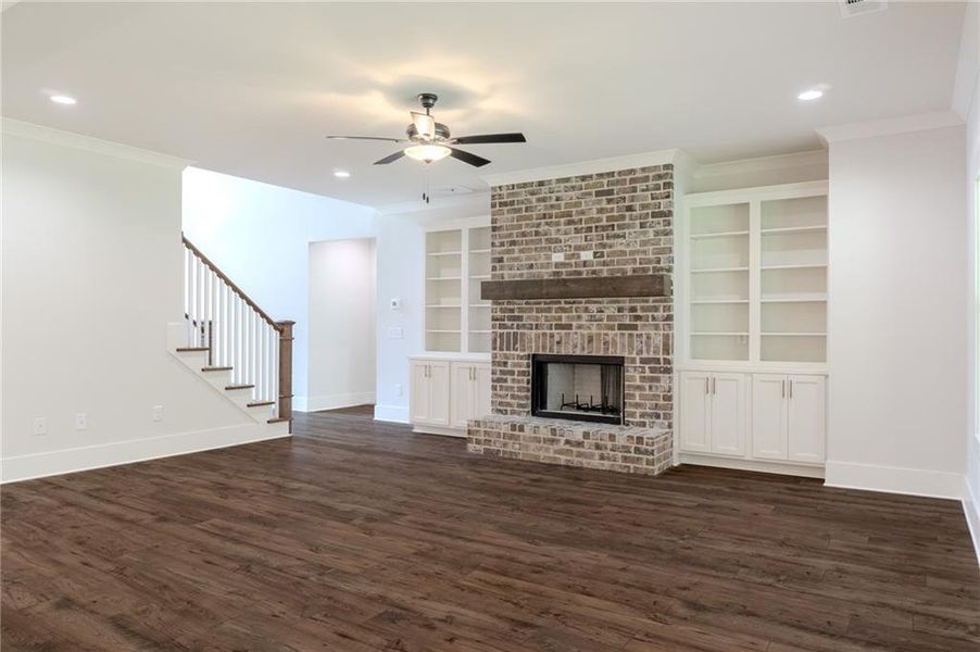 Spacious, unfurnished interior of a new home in Spring Creek, Monroe (Image 18). Spacious, unfurnished interior of a new home in Spring Creek, Monroe (Image 18).