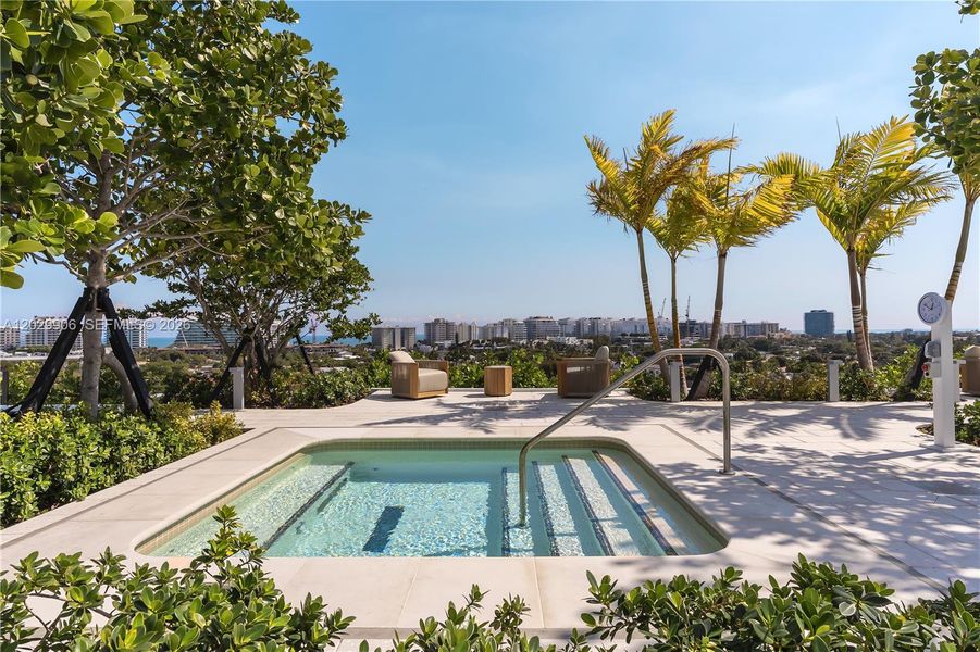 Community amenities in , Bay Harbor Islands (Image 15).