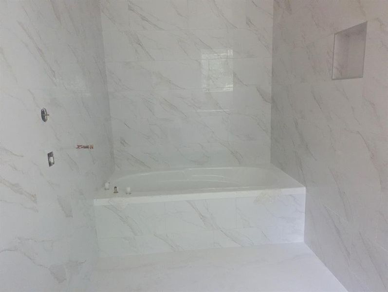 Image 25 of a home in White Post on Lake Lanier.