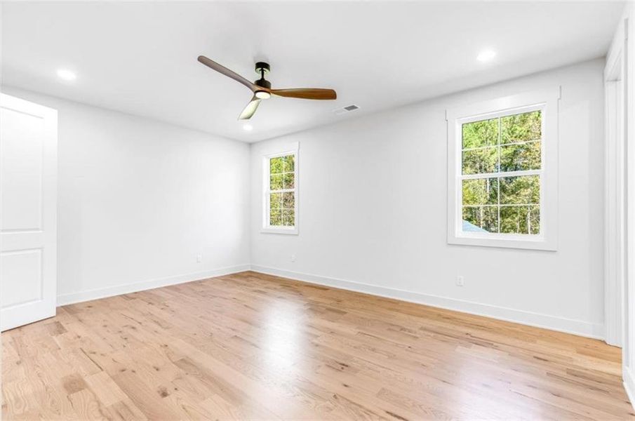 Spacious, unfurnished interior of a new home in , Newnan (Image 43). Spacious, unfurnished interior of a new home in , Newnan (Image 43).