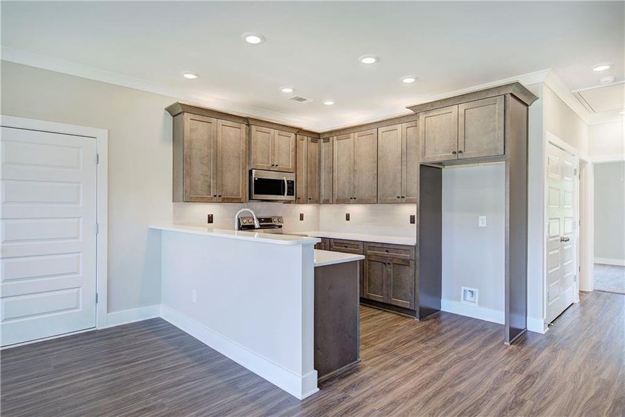 Furnished interior view inside a new home in , Cartersville (Image 10).