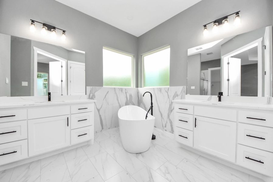 Furnished interior view inside a new home in , Dayton (Image 8).