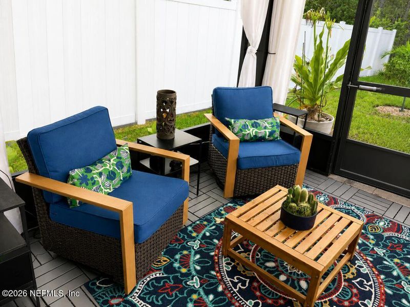 Exterior details and patio area of a home in Wells Creek, Jacksonville (Image 20).
