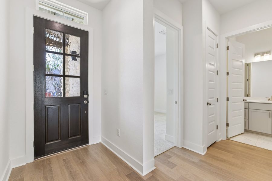 Spacious, unfurnished interior of a new home in Persimmon, Buda (Image 11). Spacious, unfurnished interior of a new home in Persimmon, Buda (Image 11).