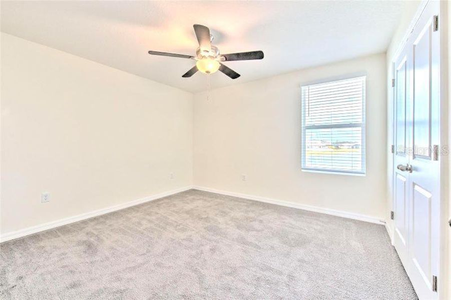 Spacious, unfurnished interior of a new home in Northwater at Two Rivers, Zephyrhills (Image 17).
