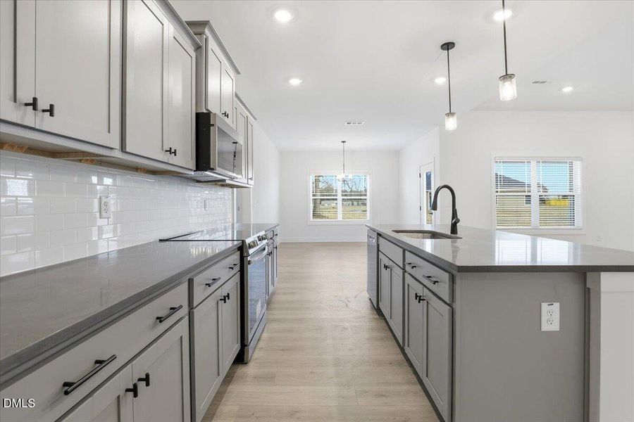 16-106 Manchester Ct-16 16-106 Manchester Ct-16