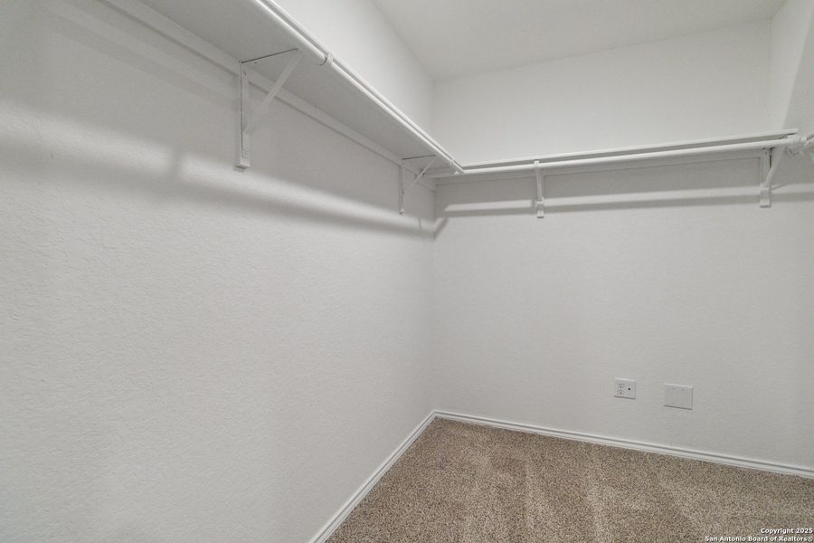 Spacious, unfurnished interior of a new home in Avenida, Converse (Image 18). Spacious, unfurnished interior of a new home in Avenida, Converse (Image 18).