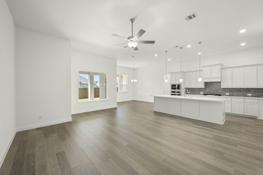 Representative unfurnished interior of a home built from the Garner by Kindred Homes in Westside Preserve, Midlothian (Image 20).