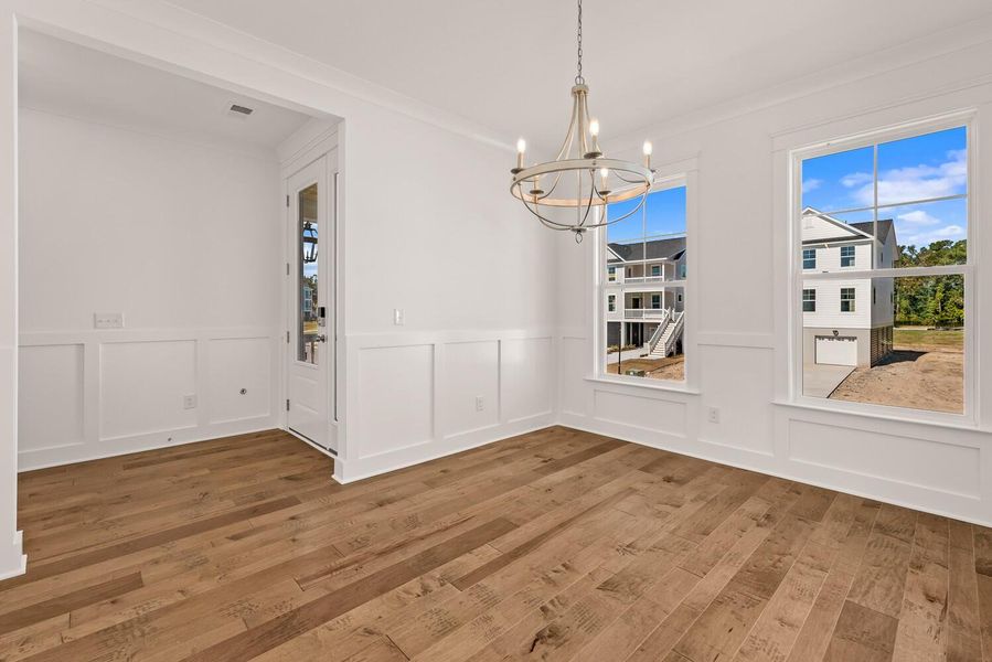 Spacious, unfurnished interior of a new home in Church Creek Landing, Charleston (Image 13). Spacious, unfurnished interior of a new home in Church Creek Landing, Charleston (Image 13).