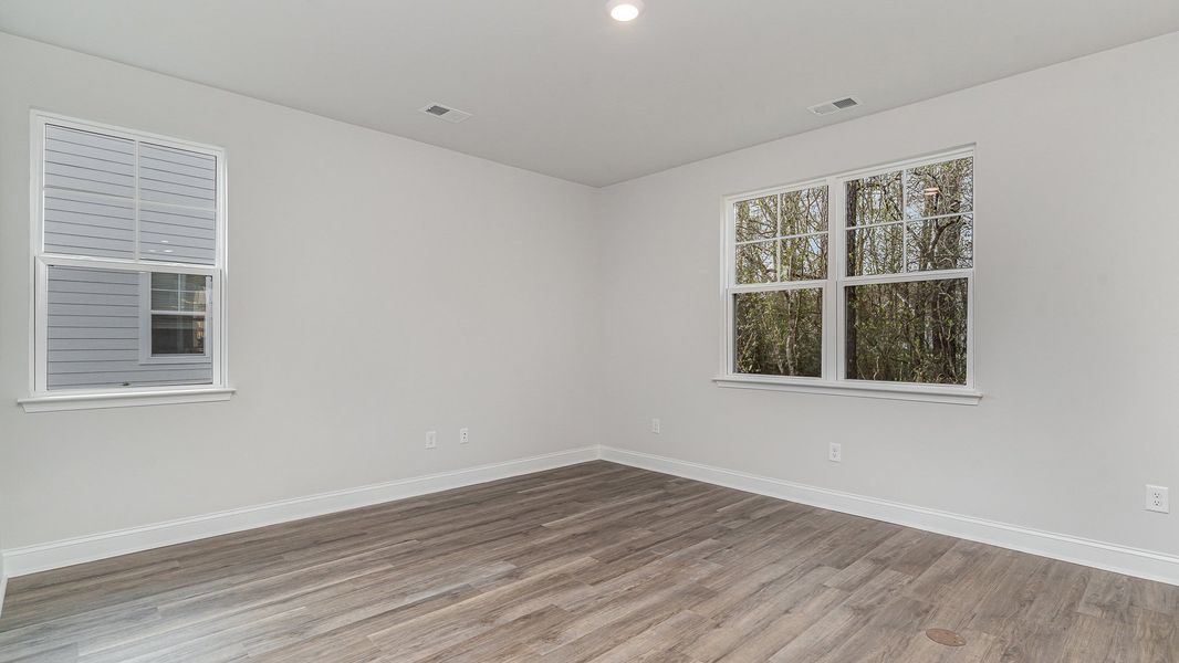 Representative unfurnished interior of a home built from the Kyle by D.R. Horton in The Preserve at Shaftesbury Glen, Conway (Image 6).